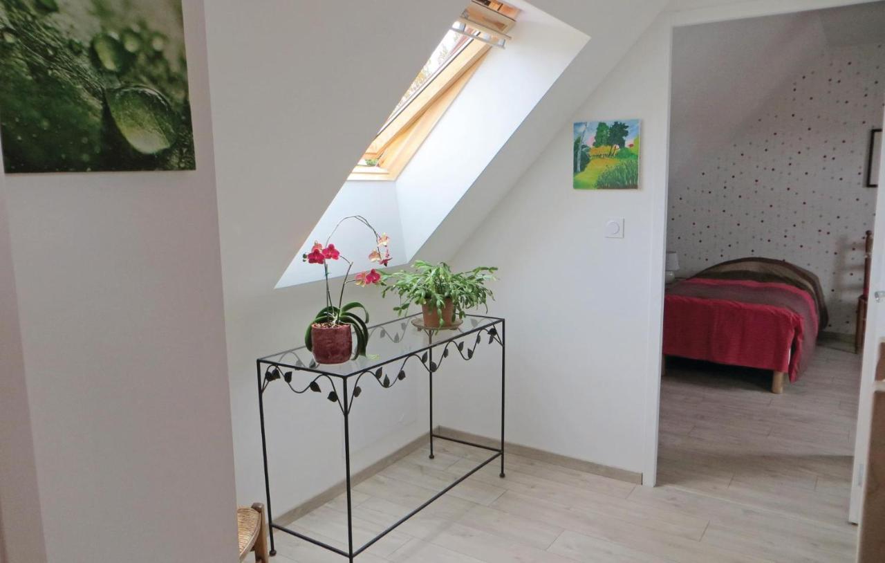 Lovely Home In Brain-Sur-Alonnes Buitenkant foto